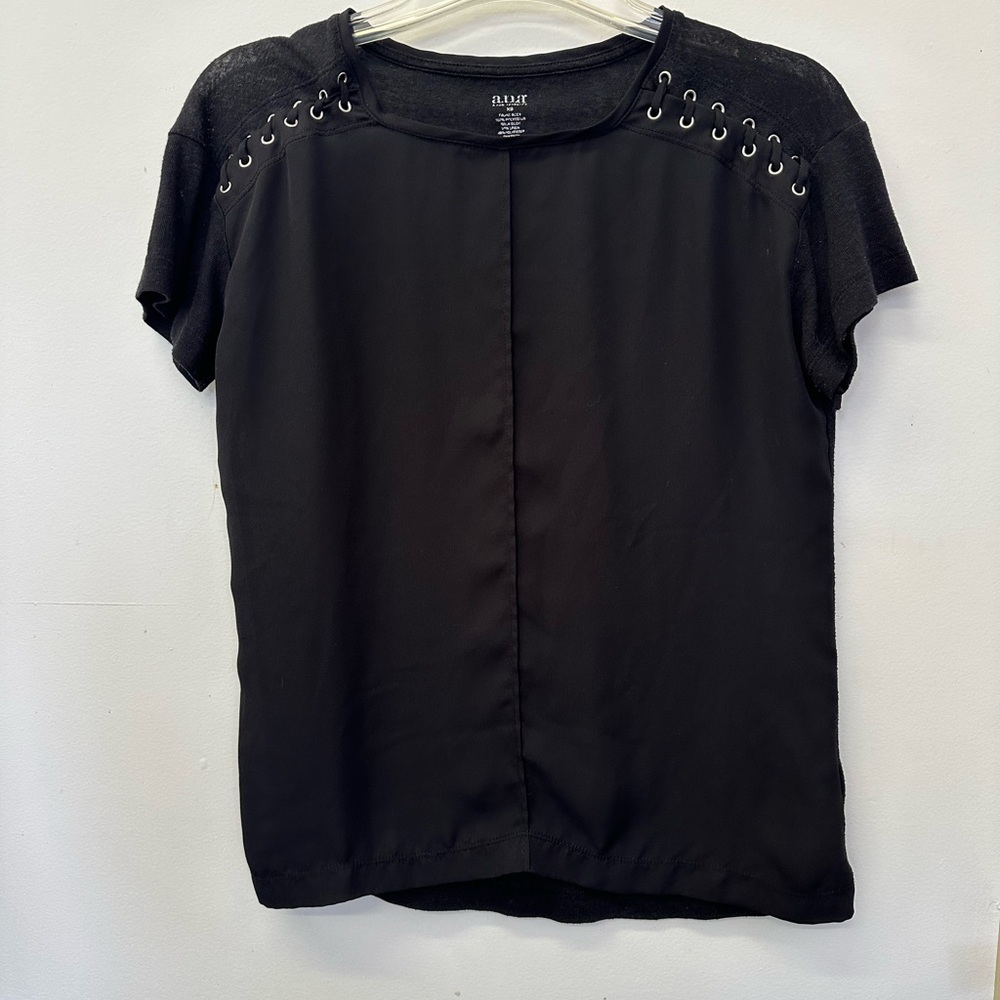 a.n.a Women's Black Grommet Detail Blouse